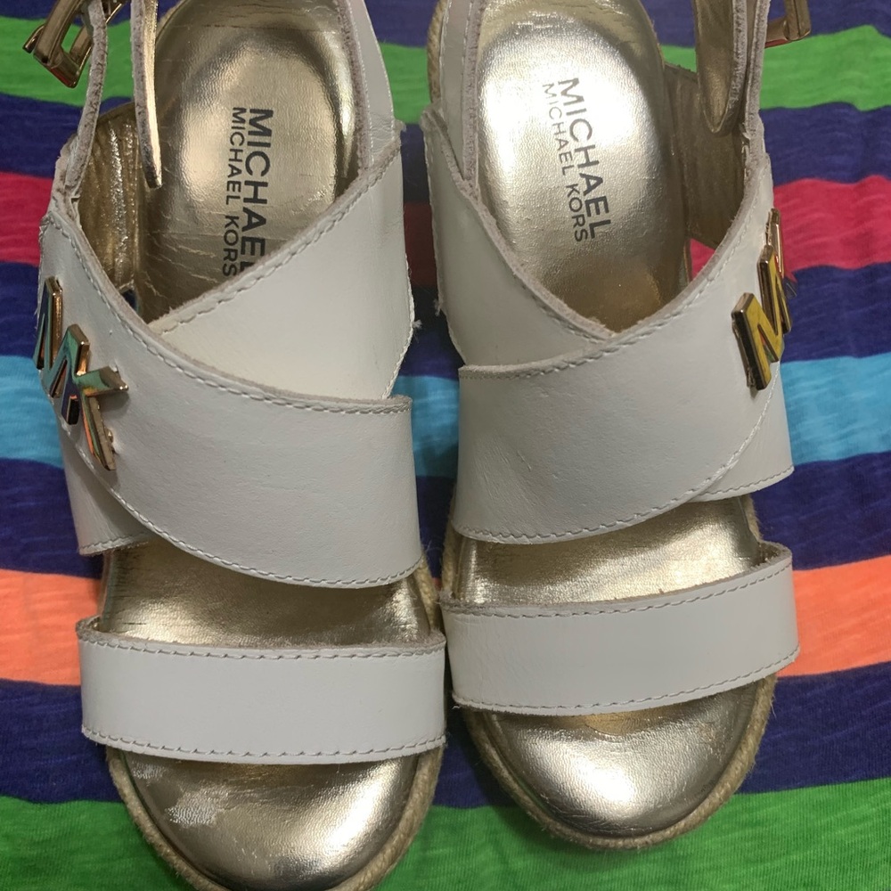 Sandals - Picture 6 of 7